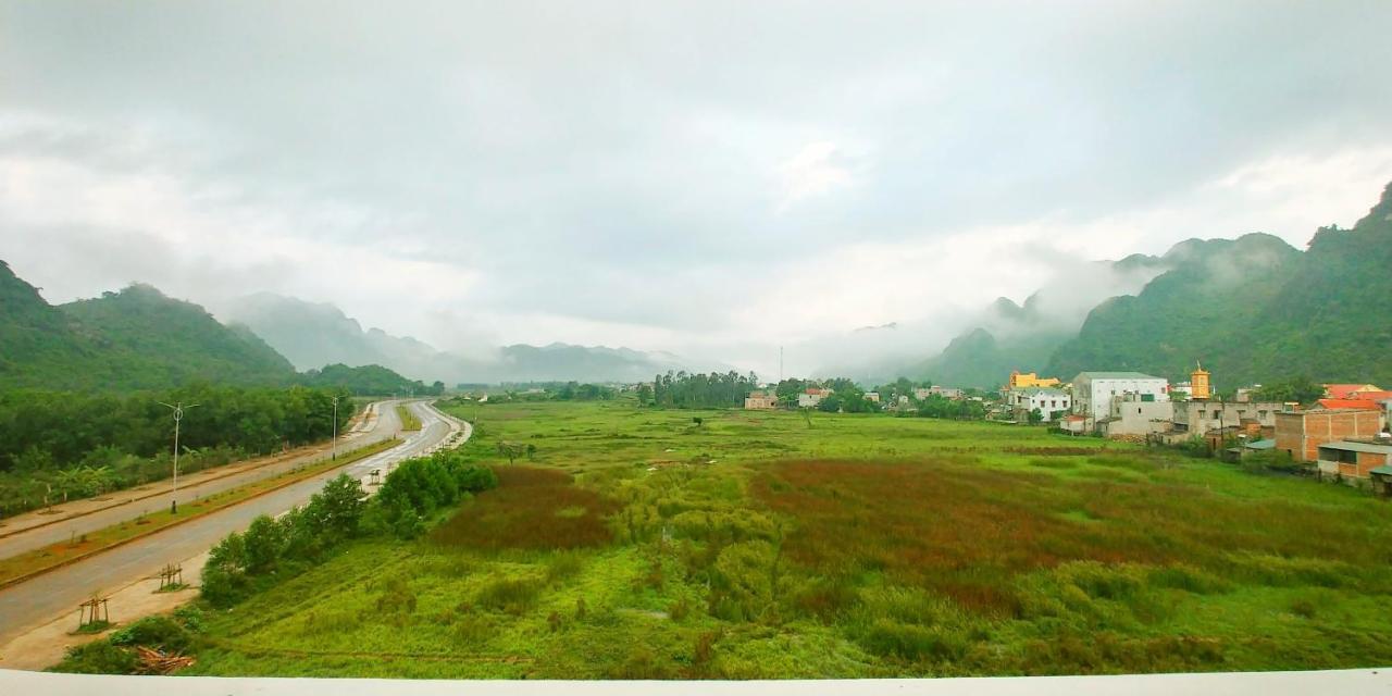 Trung Duc Hotel Фонгня Екстер'єр фото