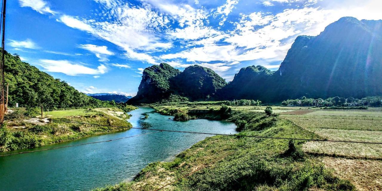 Trung Duc Hotel Фонгня Екстер'єр фото
